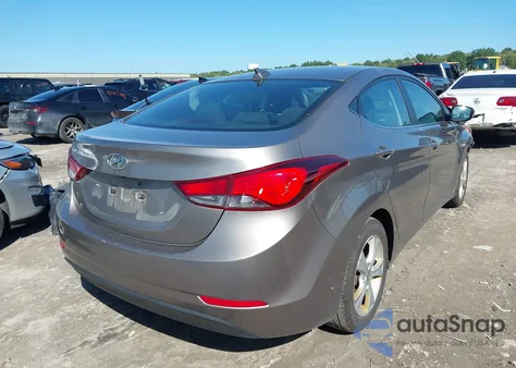 2016 Hyundai Elantra Value Edition z USA, uszkodzony, nr VIN 5NPDH4AEXGH738204